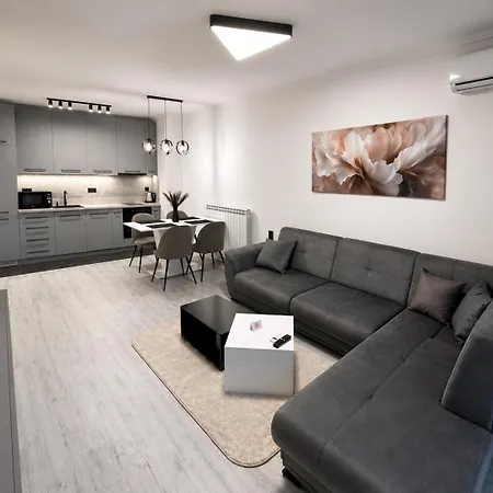 Bright & Stylish 1-bedroom Apartmán *